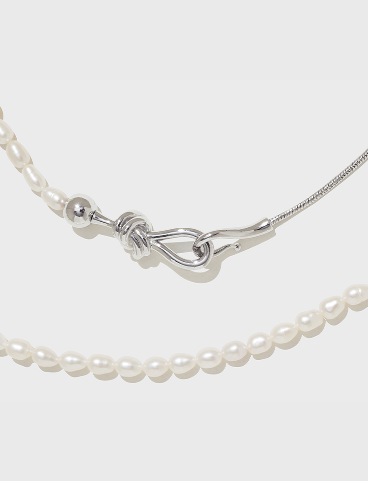 Freshwater Pearl and Metal Chain Knot Clasp Long Necklace