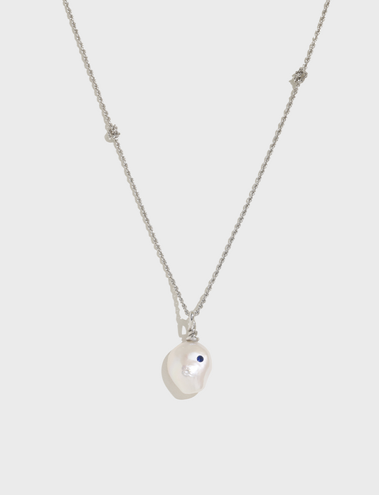 Baroque pendant knot necklace